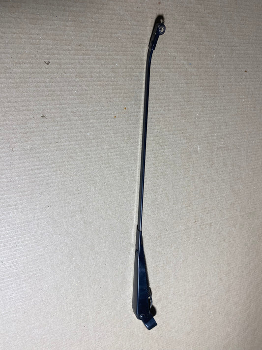 Genuine Windscreen Wiper Arm (Front, RHD) | PRC1896 | Genuine Land Rover - NOS OEM Part