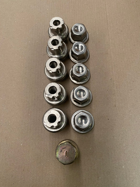 Locking Wheel Nut Kit (Alloy Wheels) | STC8843A | Genuine Land Rover - NOS OEM Part